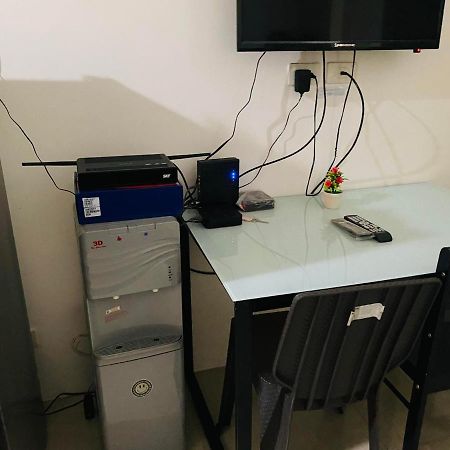 Shore Residence D7 Near Mall Of Asia & Airport Μανίλα Εξωτερικό φωτογραφία